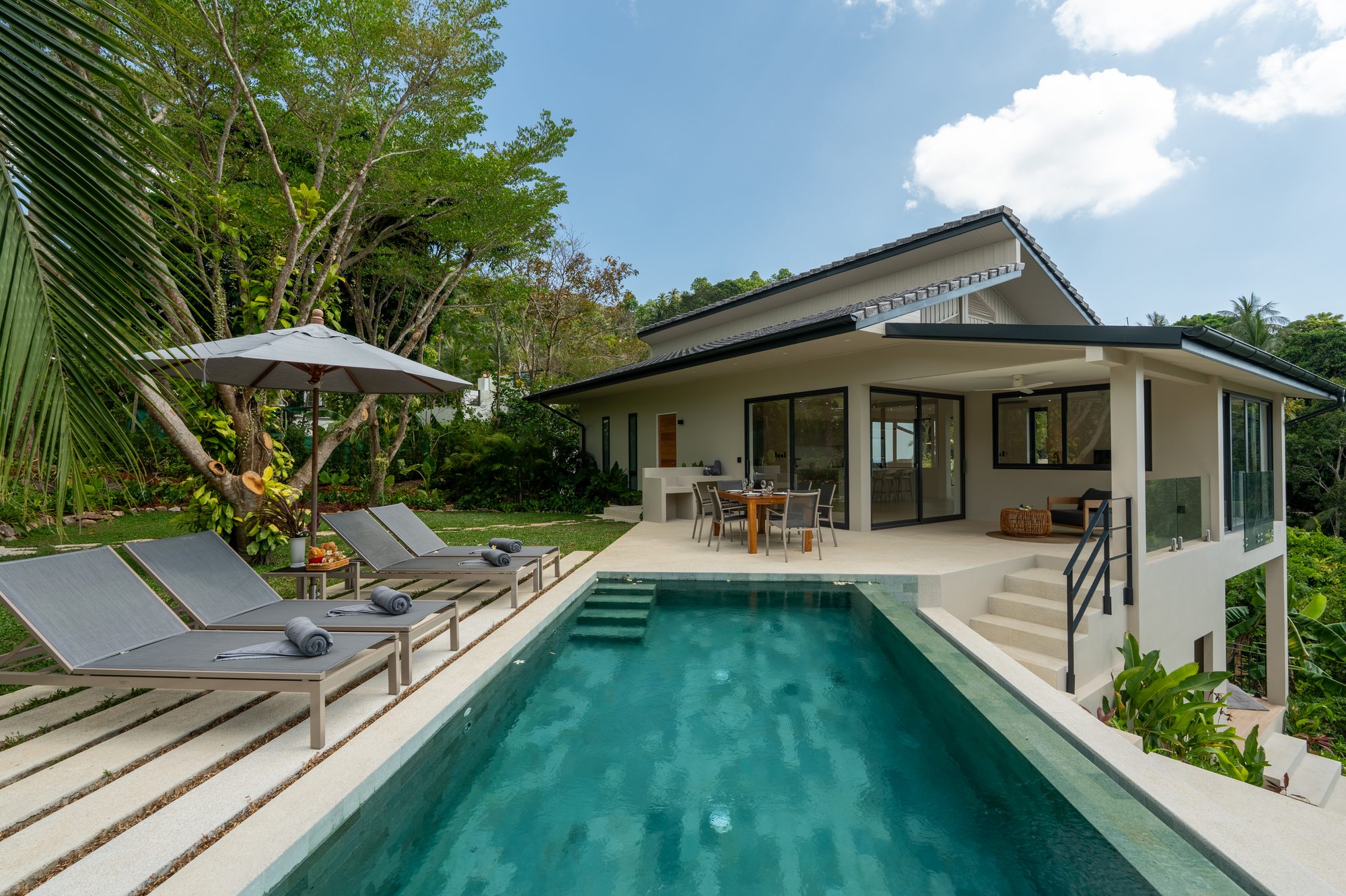 Palm Villa — 3-bedroom tropical villa with private pool and gardens at Bay Villas Koh Phangan